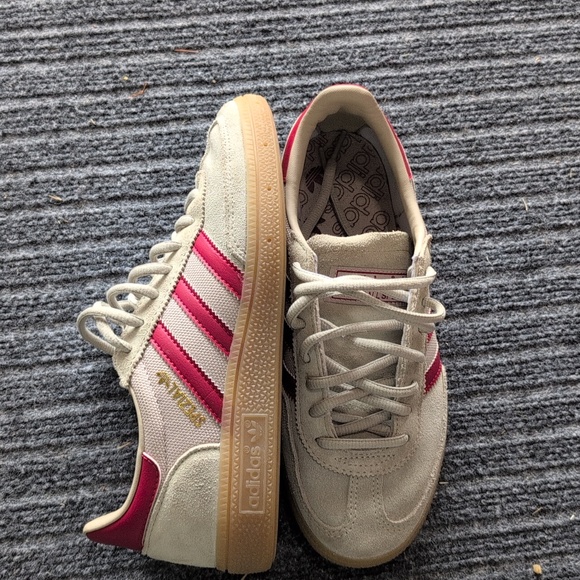 Adidas Women's Beige and Burgundy Sneakers - Picture 2 of 5